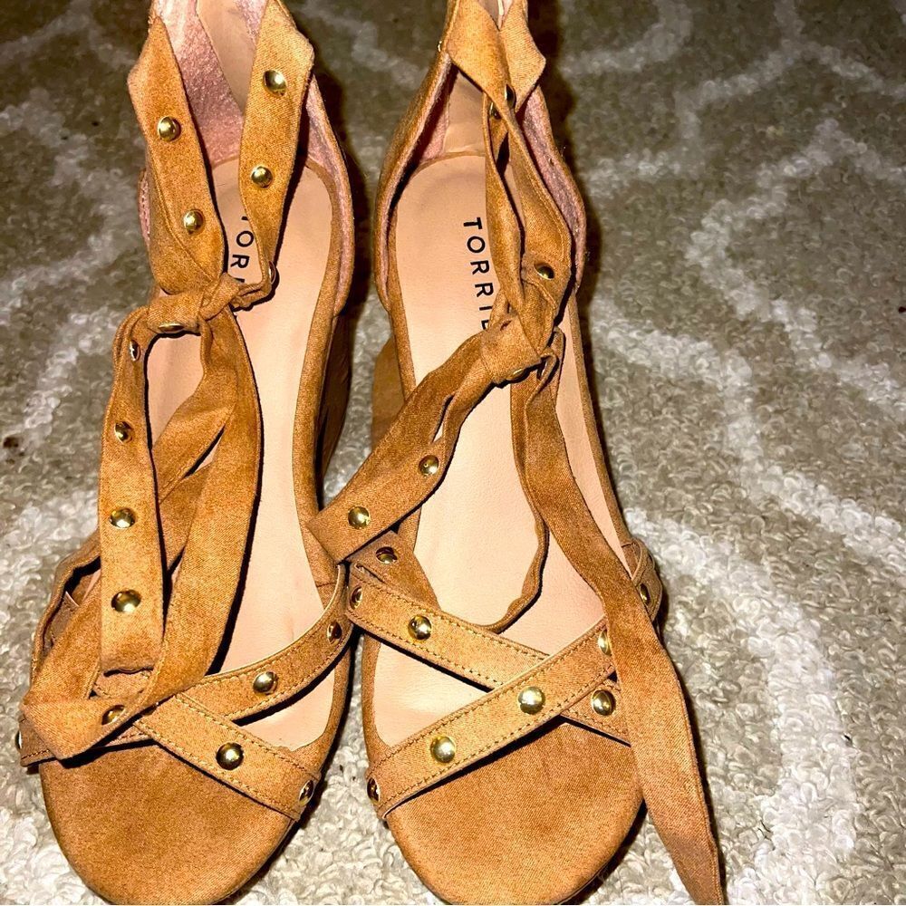 Torrid sandals size 9 WW